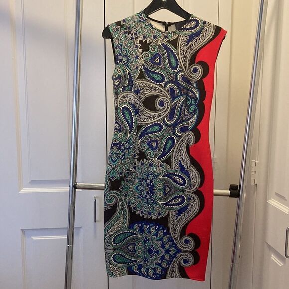 Lanvin Cap Sleeve Paisley Neoprene Sheath Dress. Size 36. - Picture 3 of 9